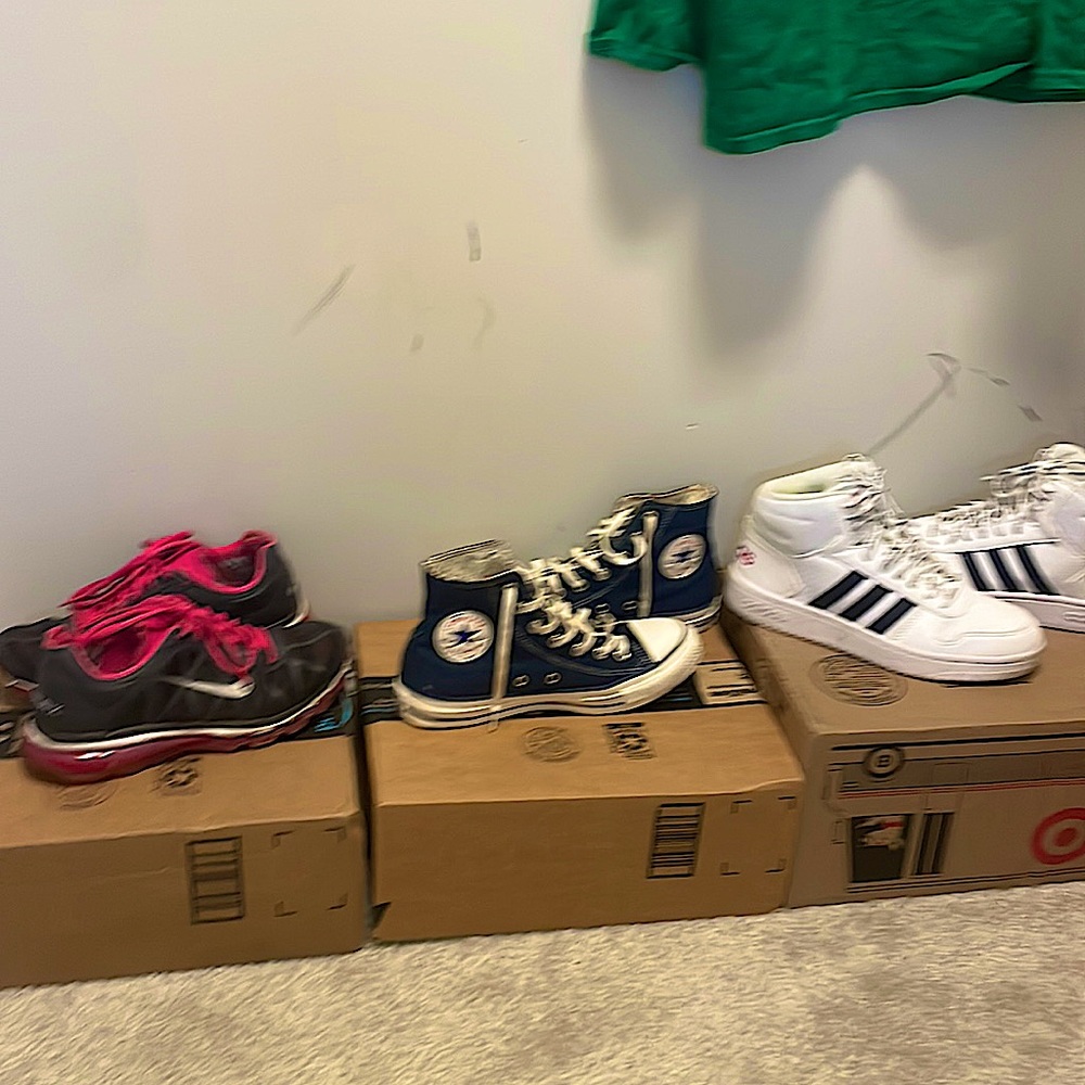 30$ sneaker mystery box